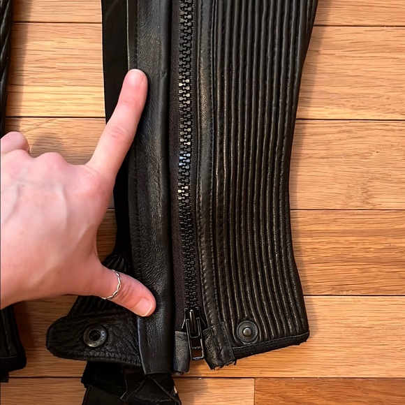 Black Riding Half Chaps - Picture 3 of 8